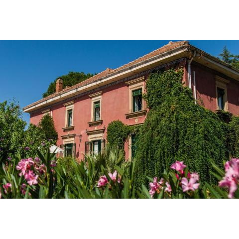 Affascinante Villa Ottocentesca a Caltagirone