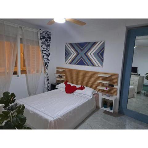 Apartamento con precioso jardin privado