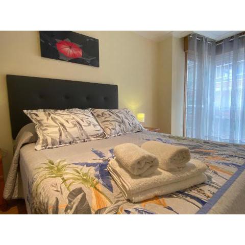 APARTAMENTO FUNCIONAL LALIN-CENTRO