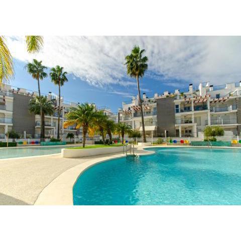 Apartamento Victoria Playa III con una gran terraza