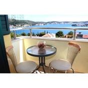 Apartman Tina sea view