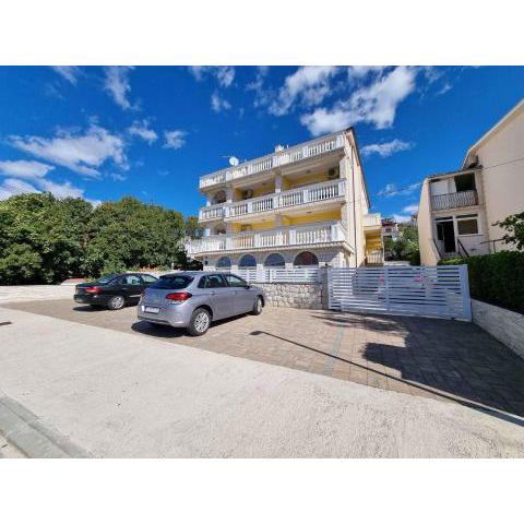 Apartment in Crikvenica 43205