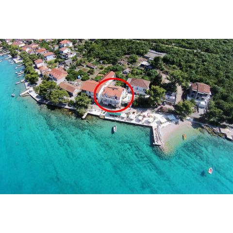 Apartments and rooms by the sea Loviste, Peljesac - 10181