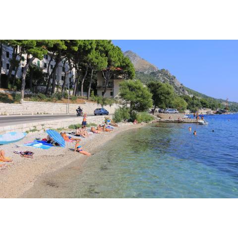 Apartments by the sea Omis - 15485