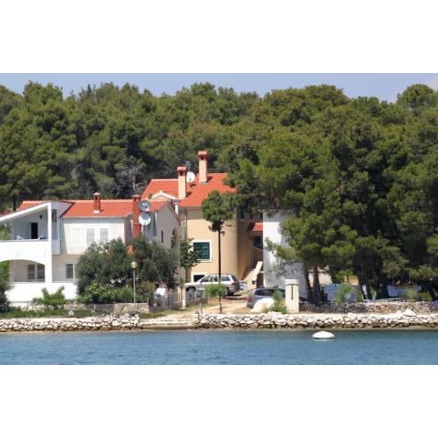 Apartments by the sea Verunic, Dugi otok - 8103