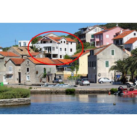 Apartments by the sea Vrboska (Hvar) - 4025