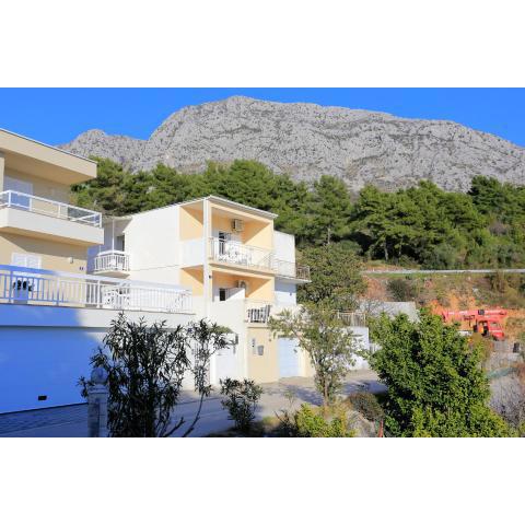 Apartments by the sea Zaostrog, Makarska - 18029