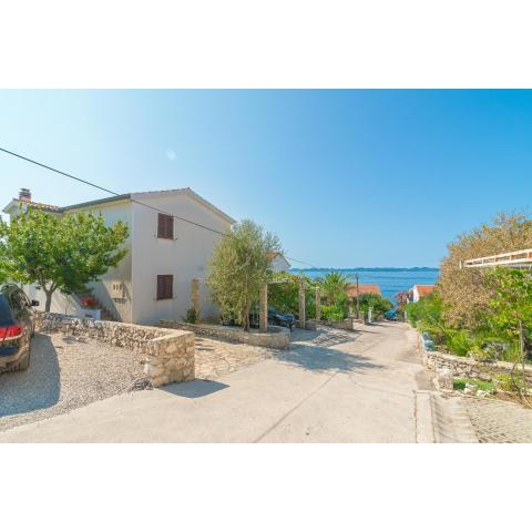 Apartments by the sea Zdrelac, Pasman - 15911