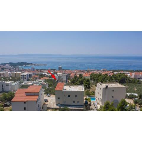 Apartments with a parking space Makarska - 18337