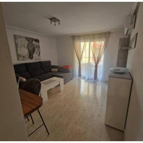 Appartement a louer a Torrevieja 100m de la plage