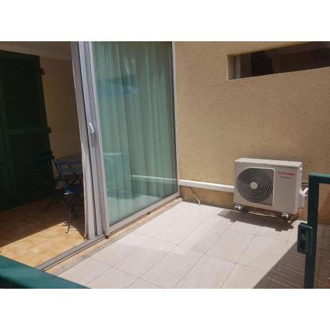 Appartement Cavalaire-sur-Mer, 1 pièce, 4 personnes - FR-1-226B-116