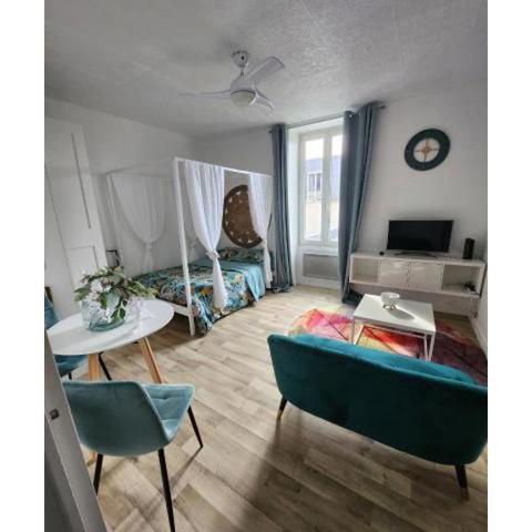 Au Ernest D - Appartement bleu - Welcome In Nantes