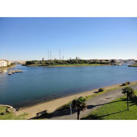 BAIE DES ANGES I Joli T2 mezzanine piscine proche plage Richelieu Cap d'Agde