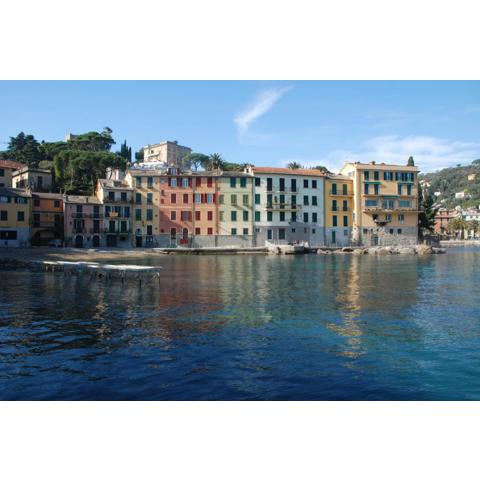 Beachfront, seaview and terrace - Portofino Gulf