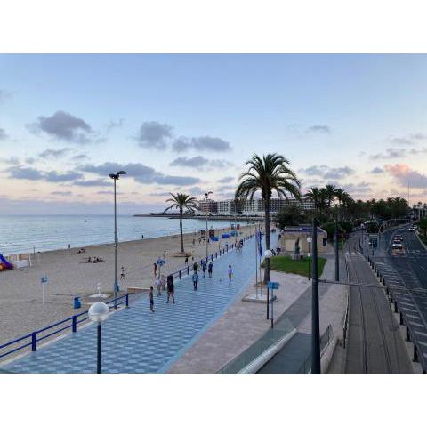 Beachside Rooms With Air-conditioning