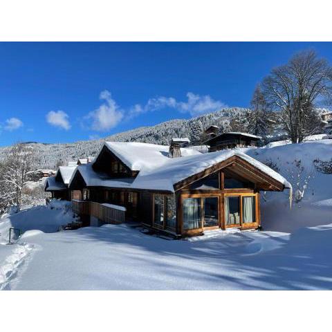 Beautiful 5-bed chalet in Les Carroz d'Araches