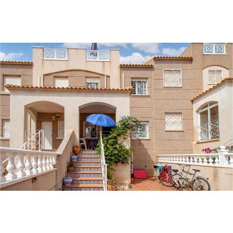 Beautiful home in Torrevieja with Outdoor swimming pool, WiFi and 2 Bedrooms