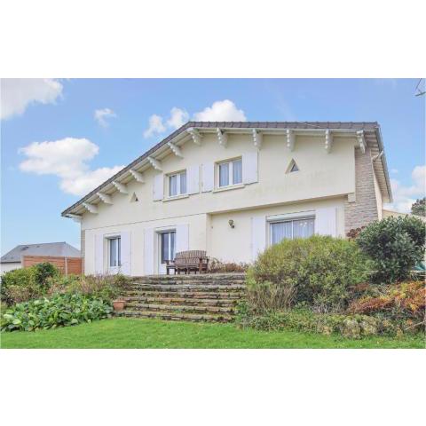 Beautiful Home In Ver-sur-mer With Indoor Swimming Pool, Swimming Pool And 3 Bedrooms