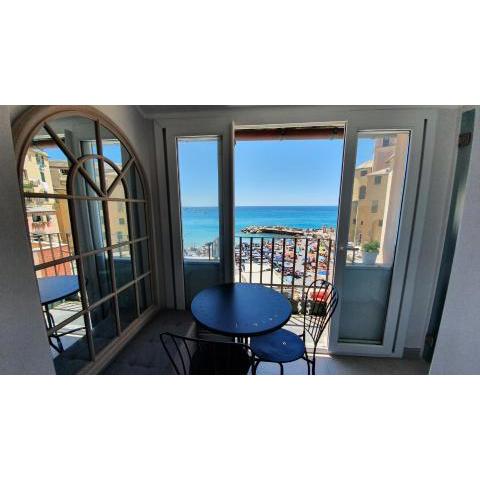 Best flat beachfront Camogli