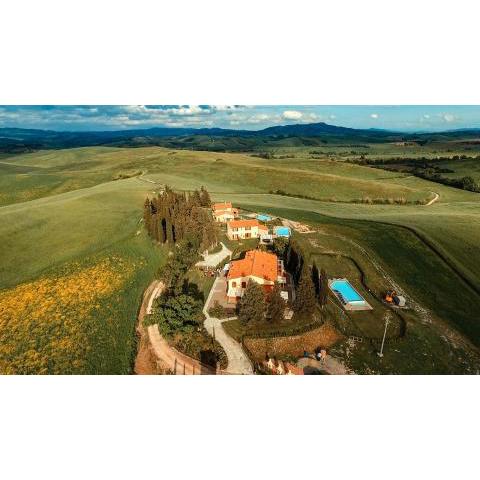 Borgo del Silenzio - Apartments with pool in Lajatico