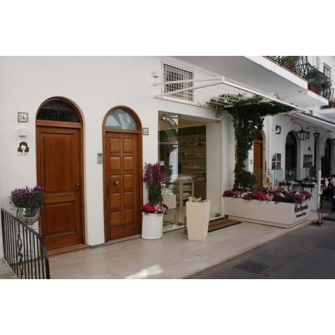 CAPRI CASA CARLOTTA