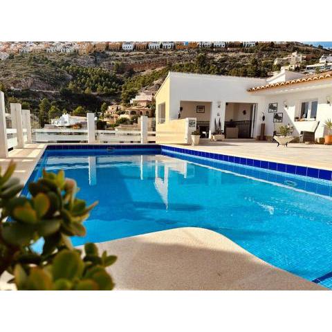 Casa Helena Cumbre - Incredible views! Villa with private pool