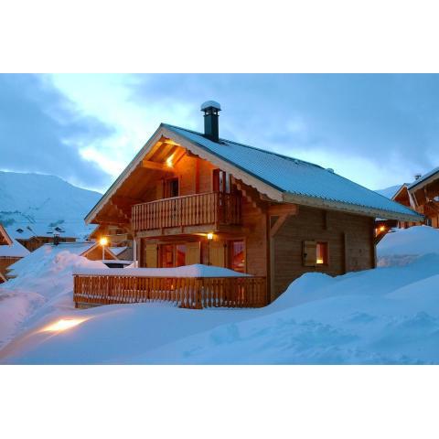 Chalet de 4 chambres a Fontcouverte la Toussuire a 100 m des pistes avec sauna terrasse et wifi