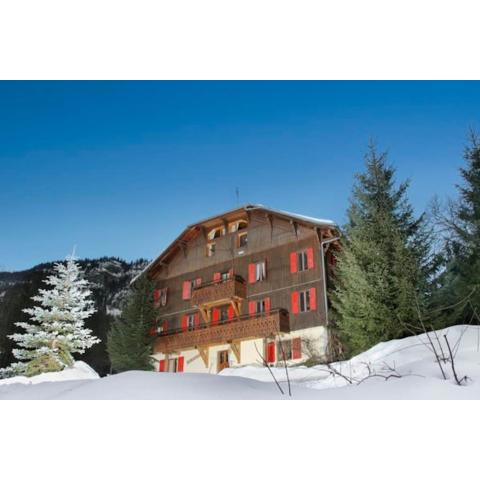 Chalet-Sixtine A large family chalet of 600m2 near La Clusaz