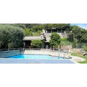 COLLEALCEPPO - RESIDENZA LE SORBE - Piscina panoramica 13 km dal mare