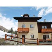 Comfortable Holiday Home in Livigno near Ski Lift