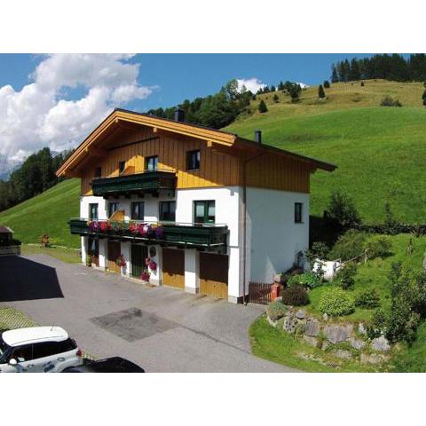 Cozy Holiday Home on Slopes in Maria Alm