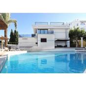 DREAM VILLA IN ALBIR BLUELINE