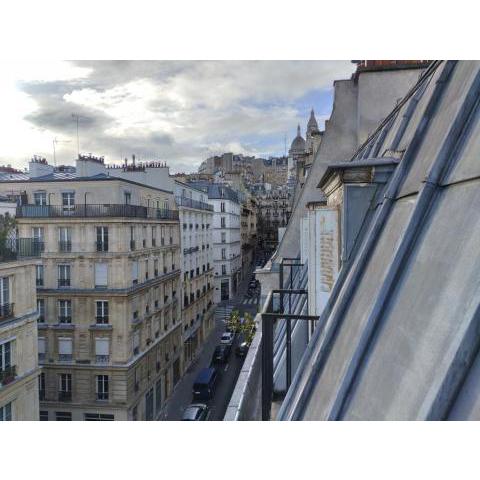 F1 cosy Montmartre avec balcon