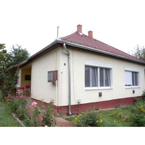 Holiday home Balatonbereny/Balaton 18111