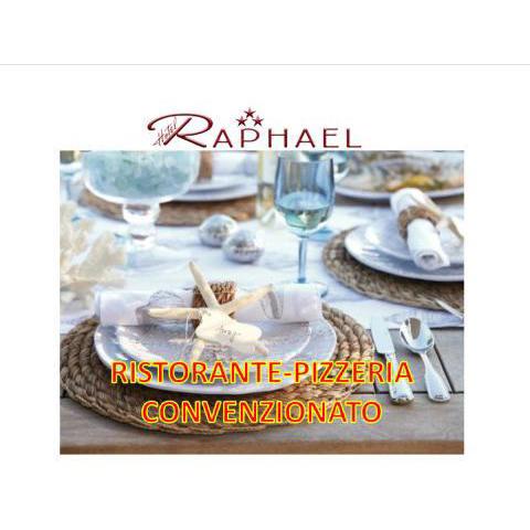 Hotel Raphael