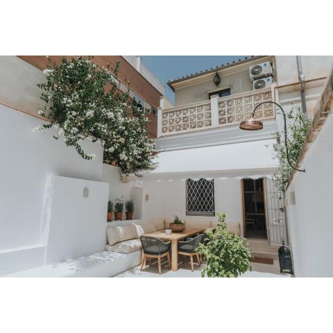 House on walking distance beach Pedregalejo Malaga