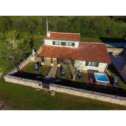 Istrian stone built holiday house Ana Rita