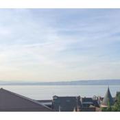 Leman Lake panoramic view - Evian-les-Bains city center