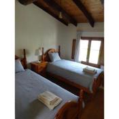 Les Magranes Bed & Breakfast