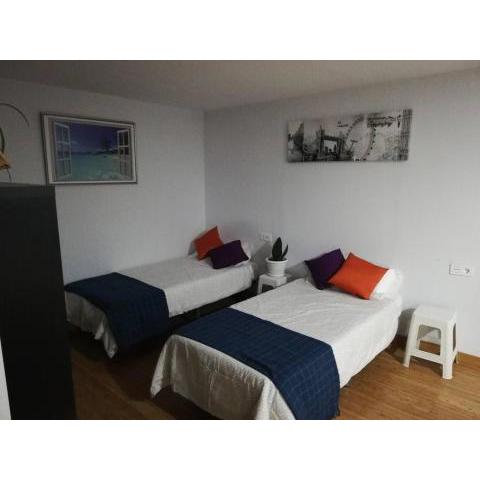 Loft Santa Cruz, Acoran