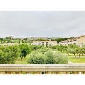 Logement entier, Balcon. Piscine