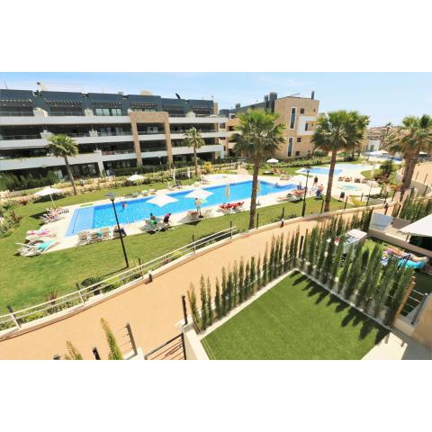 Luxurious apartment in Flamenca Village with pool view VDE-095