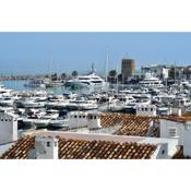 Luxurious apartment in the heart of Puerto Banus