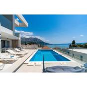 Luxurious VILLA LAPIS - heated pool, sauna, gym and spa, 120m to sandy beach