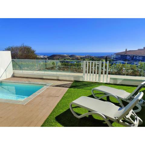 Luxury Apartment in front Calanova Golf