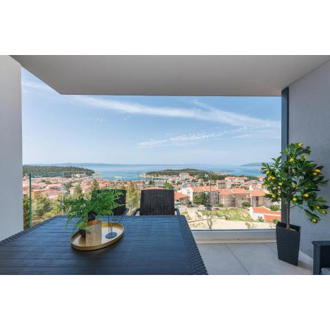 Luxury Apartment LEMON Sea & City view