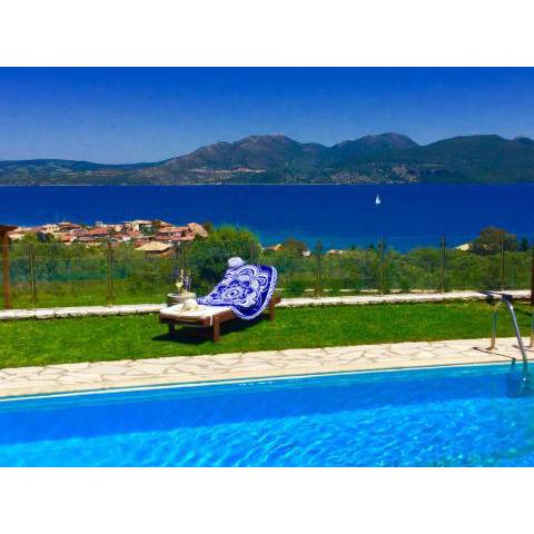 Luxury Villa Athina