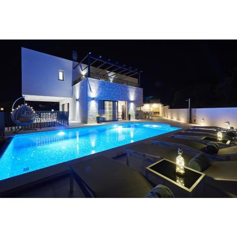 Luxury Villa Cor Mare with Pool