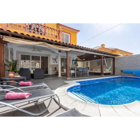 LUXURY VILLA WITH PRIVATE POOL, Playa del Duque