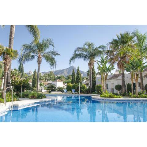 Marbella, near Puerto Banús, 2bedrooms 2baths parking and pool